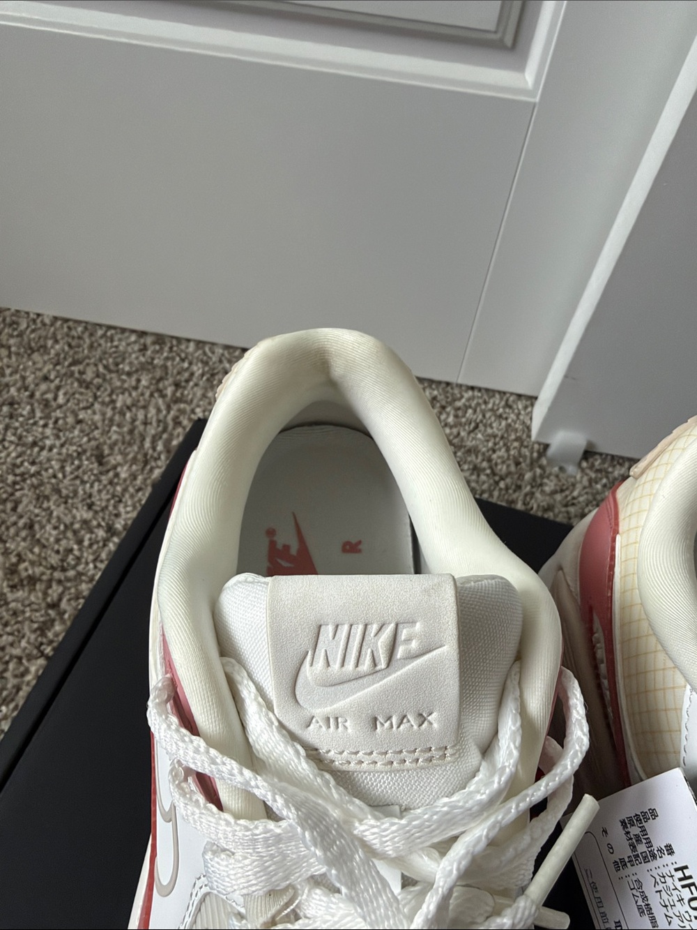 Nike Women’s Air Max 90 LV8 Platform Sneaker - White & Pink, size 7.5 Women’s - Picture 6 of 16